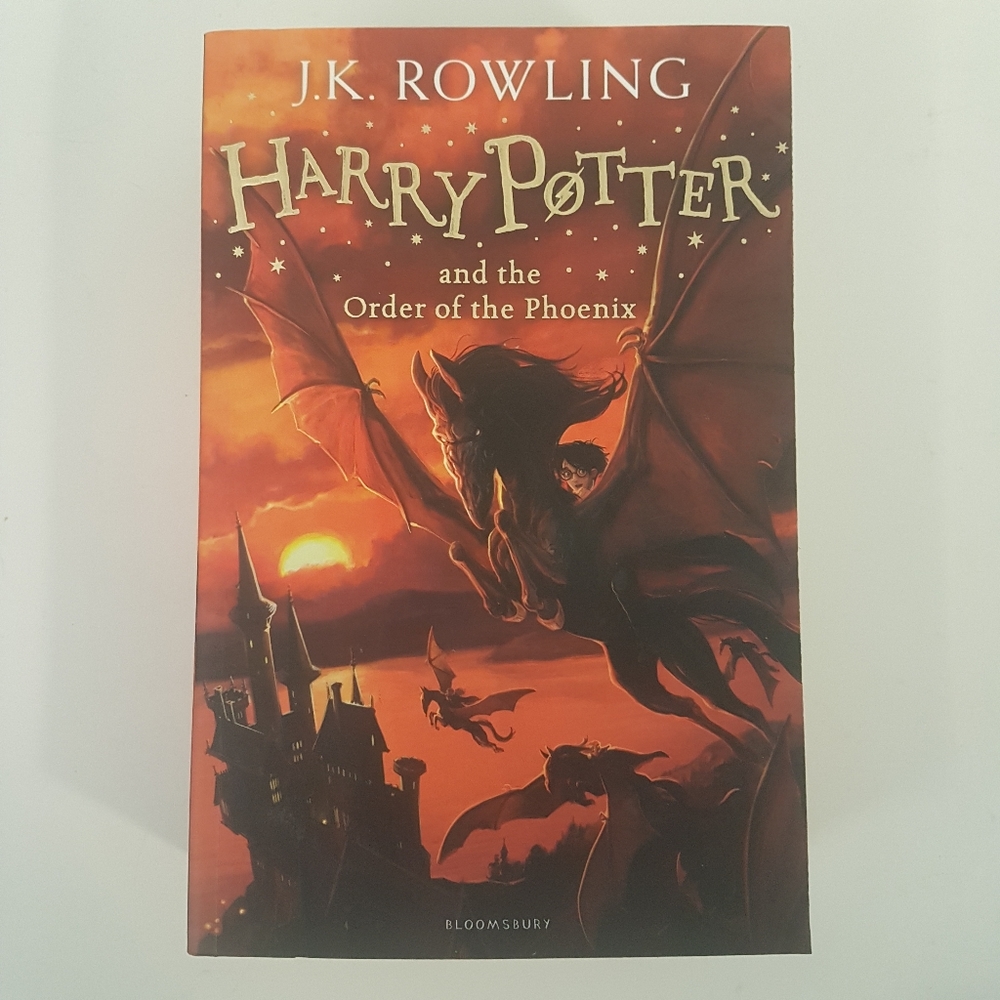 Harry Potter and the Order of the Phoenix J.K. Rowling Paperback UK Version